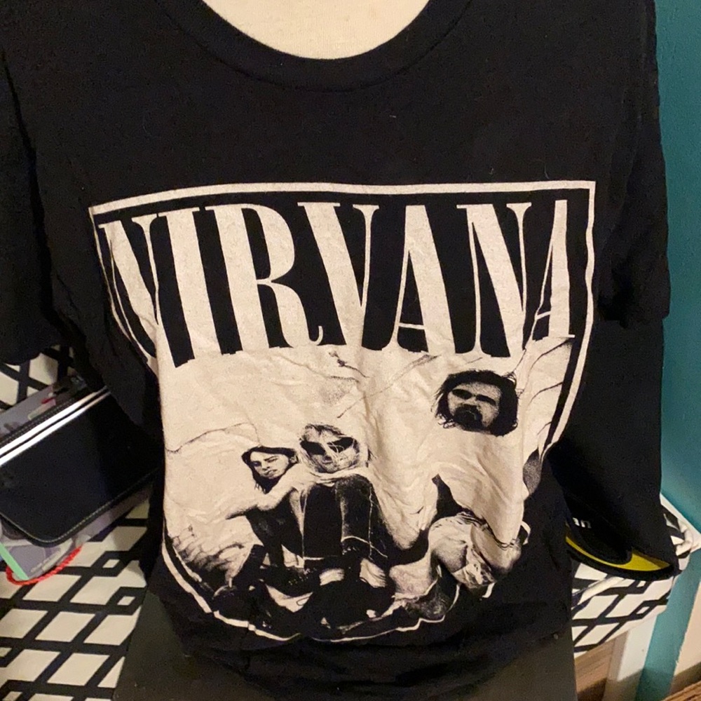 Nirvana tee